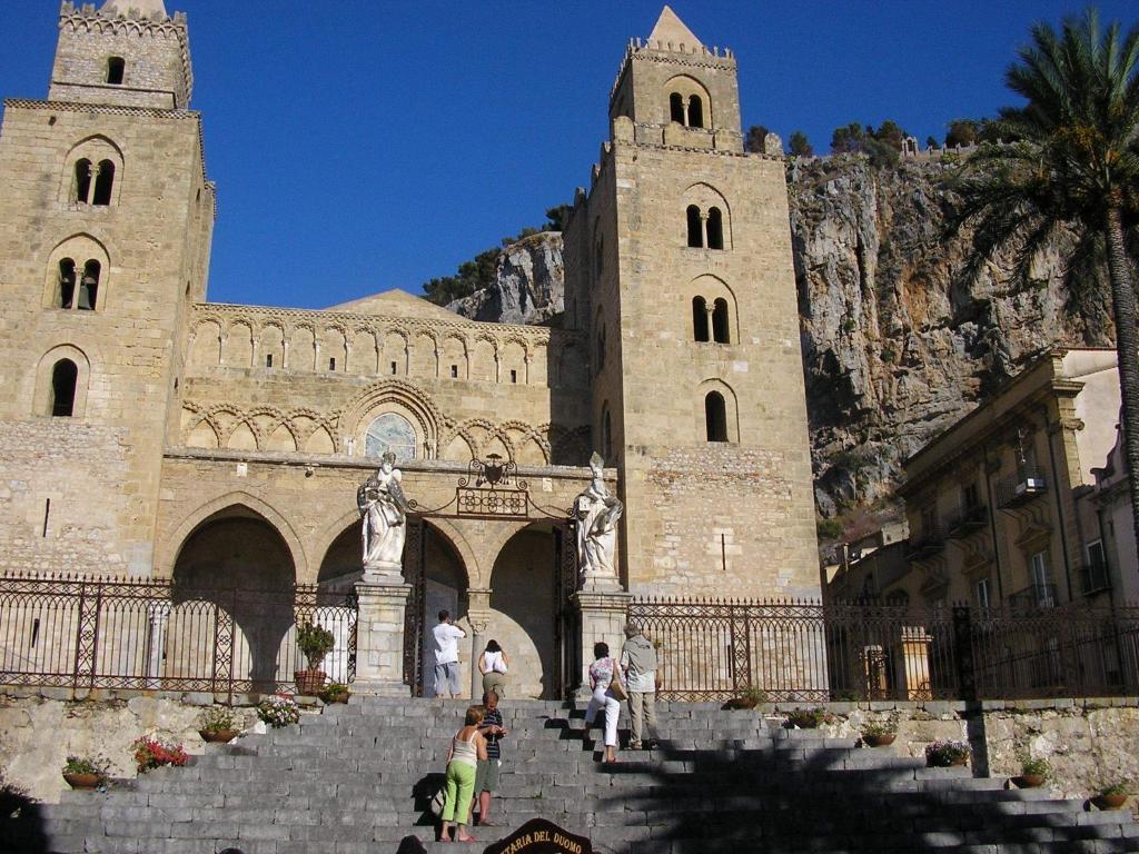 B&B Arcobaleno Cefalu Luaran gambar